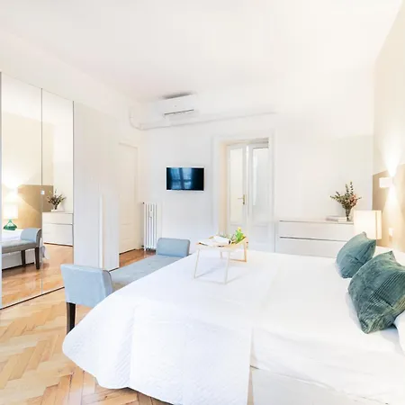 Easylife - - Archimede 20 - Design District Apartment