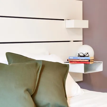 Bed & Breakfast Vega Ribbon Milan