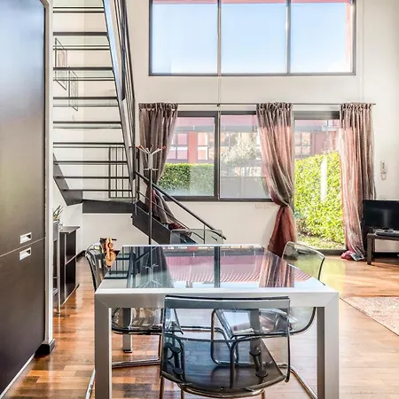 Red Lofty - Parcheggio Privato - 2 Fermate Da Rho Fiera, Mico E Bovisa * Milano