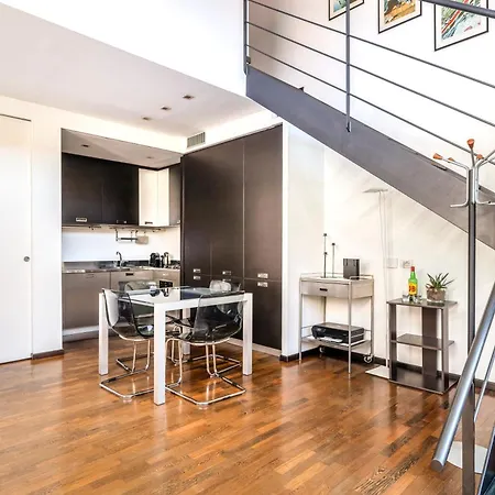 Red Lofty - Parcheggio Privato - 2 Fermate Da Rho Fiera, Mico E Bovisa Milano