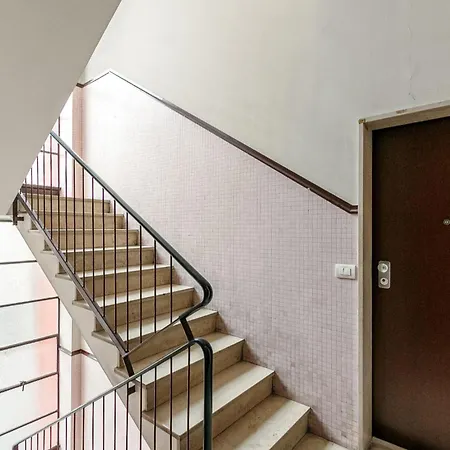 Palazzo Visconti Di Modrone, Two Beautiful By Halldis アパート ミラノ