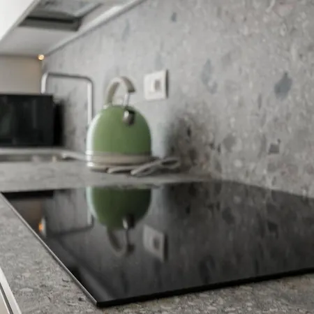 Palazzo Visconti Di Modrone, Two Beautiful By Halldis ミラノ