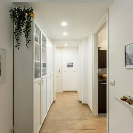 Cozy House In Apartment