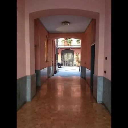 Evy Eden House - City Center Apartments Attic Terrace E Studio Apartment Mailand