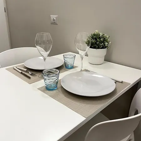 Apartament Mariposa Pta Venezia Via Menotti