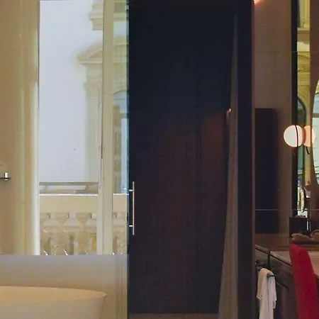 Palazzo Cordusio, A Gran Melia - The Leading Of The World