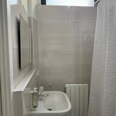 26 2* Milan