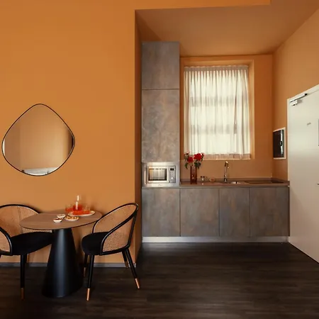 Lägenhetshotell Bob W Ticinese 4*