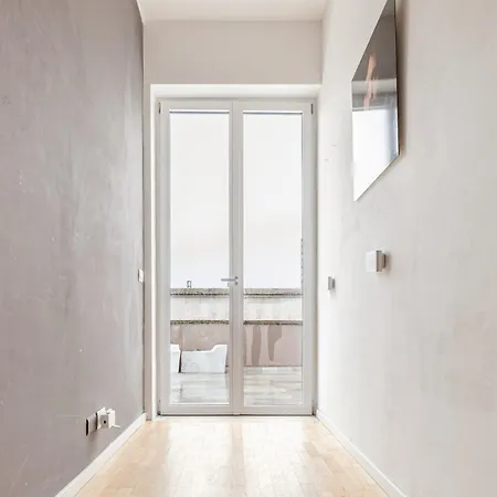 Penthouse 5 Min From Duomo Di Apartamento