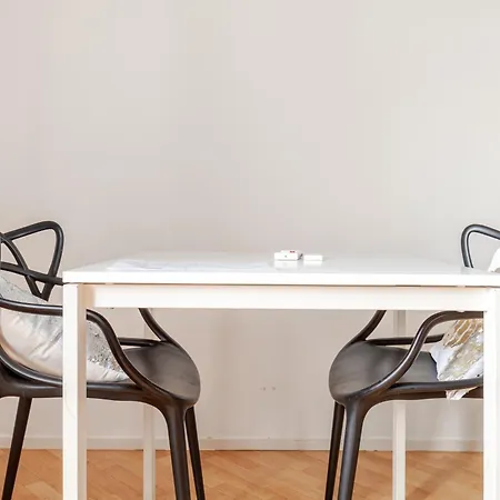 Penthouse 5 Min From Duomo Di Apartamento Milão