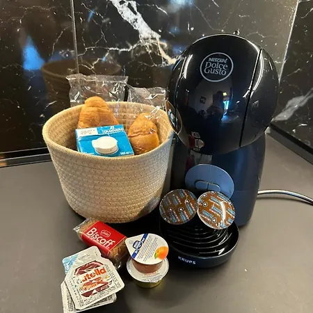 Elegante 80mq Vicino Sempione Lejlighed *