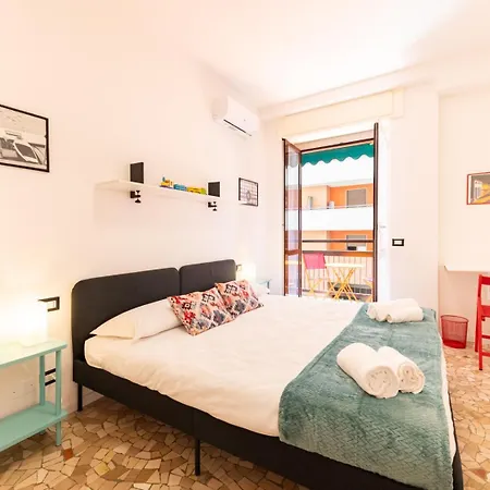 Metro M3 - 10 Min Duomo - Cozy W Balcony And Ac מילאנו