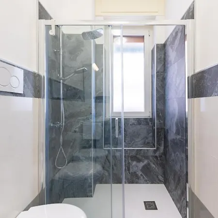 公寓 Metro M3 - 10 Min Duomo - Cozy W Balcony And Ac 米兰