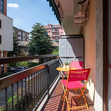 Metro M3 - 10 Min Duomo - Cozy W Balcony And Ac 公寓 *