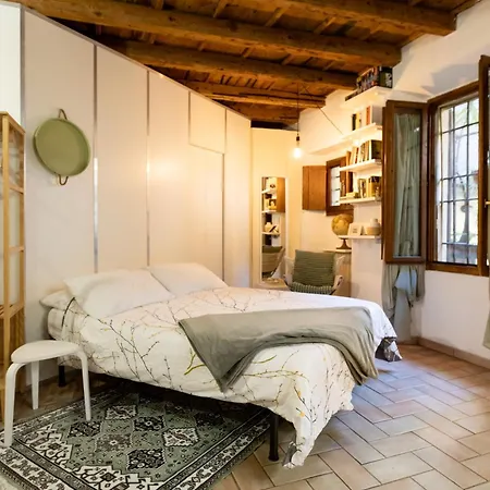 Cozy Apartment- Navigli Daire *