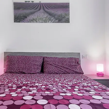 Apartment Stayeasy Melloni - 3 Rooms, 2 Baths - Center *