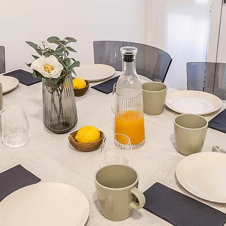 Stayeasy Melloni - 3 Rooms, 2 Baths - Center Milan