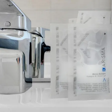 Apartment Metro M2 Famagosta-appartamento X5-self Check-in