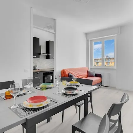 Apartment Metro M2 Famagosta-appartamento X5-self Check-in