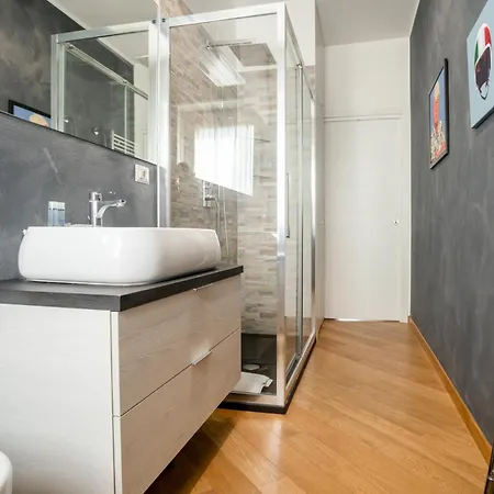 Elegante Bilocale In Zona Tortona Apartment *