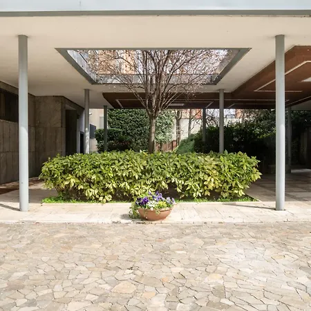 Apartment Elegante Bilocale In Zona Tortona