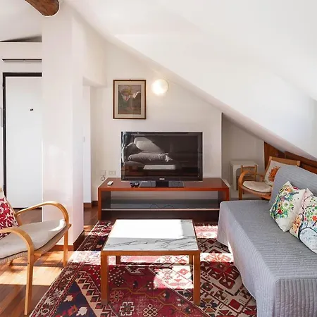 Station 10 Min Private Terrace Skyview 6 Pax * Μιλάνο