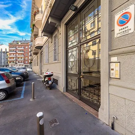 Διαμέρισμα Station 10 Min Private Terrace Skyview 6 Pax