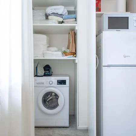 Duomo 15' - 5' From Station With Wifi And A-c *