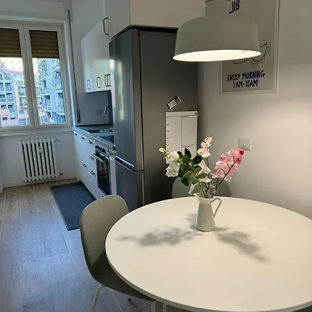 Design And Comfort In Cso Lodi Apartment Milan