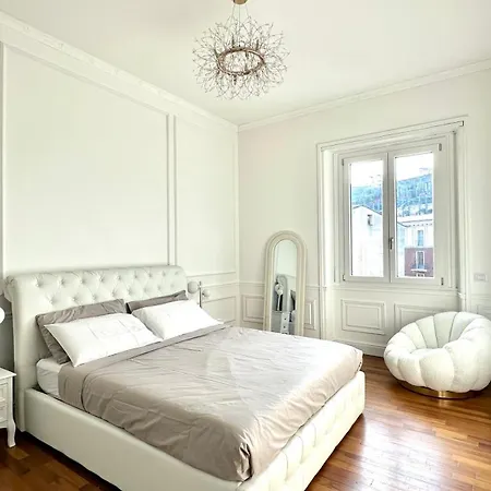Apartmán - Duomo -luxury Design Milán