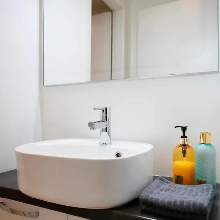 Apartamento Casa Gioia- 5min Da Stazione