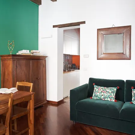Apartamento Interno Milanese A Due Passi Dal Centro