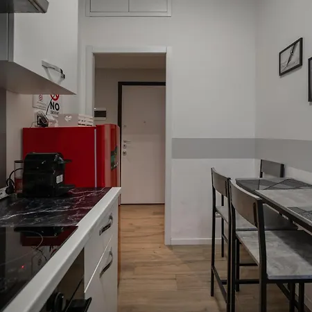 Ray 5 San Siro Apartment