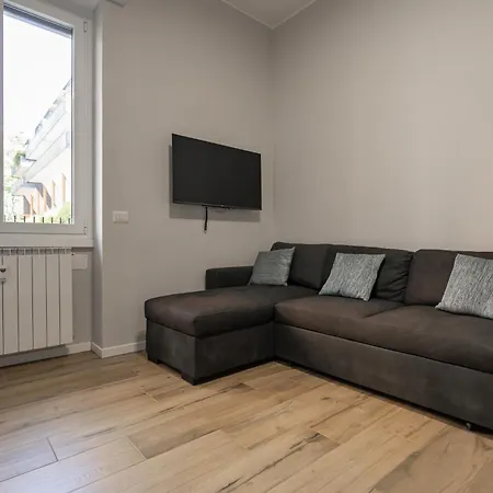 Apartment Ray 5 San Siro