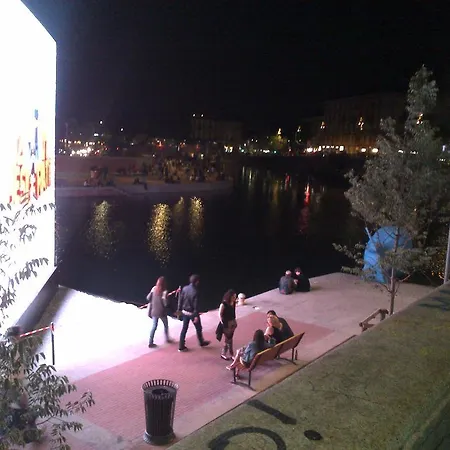 Piazza Xxiv Milán