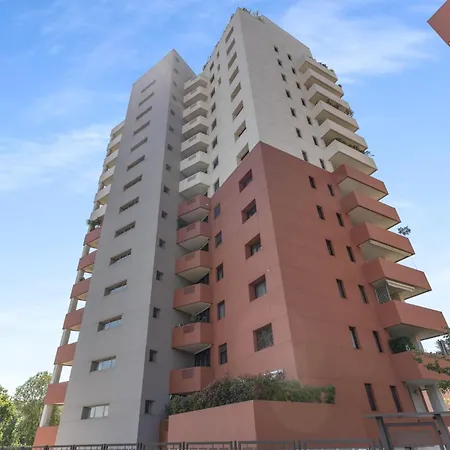 Monolocale Con Balcone Self Check In Sempione ミラノ