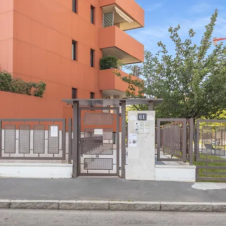 Monolocale Con Balcone Self Check In Sempione * Milan