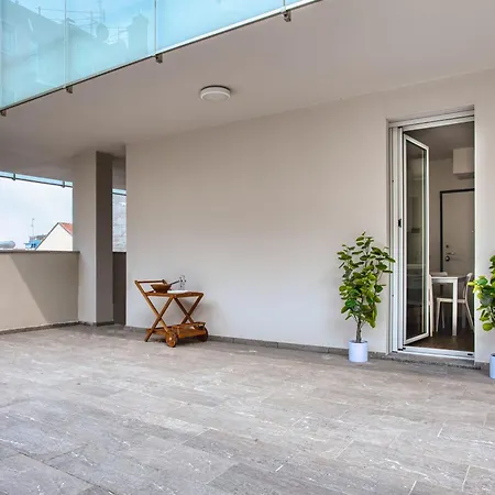 Just Urban - Moderno Bilocale Con Terrazza Di 90mq - M4 Tolstoj 米兰