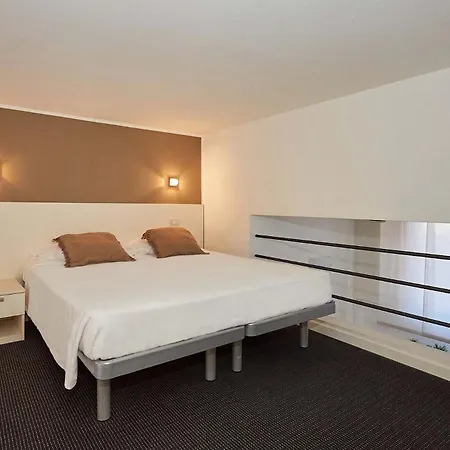 Broglio * ميلان