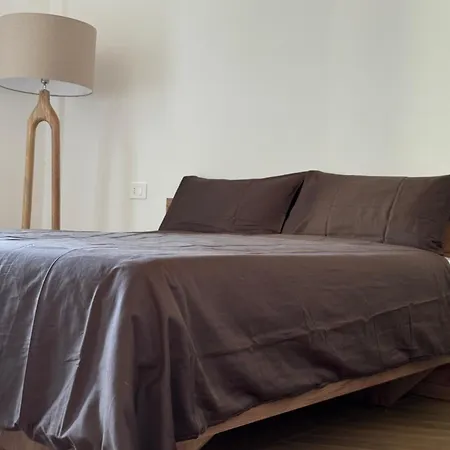 Bollicina - Free Parking, Ac & Balcony