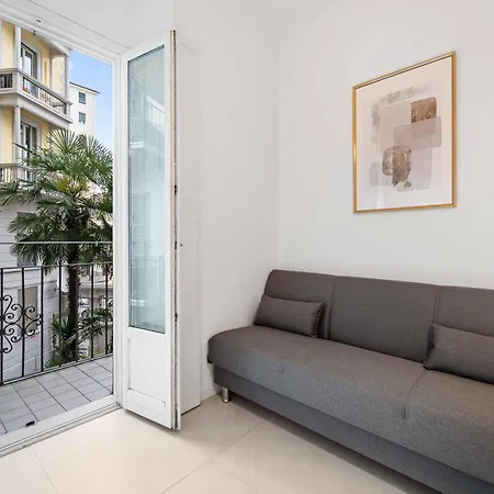 Elegant - Central, 10 Min To Duomo Apartment