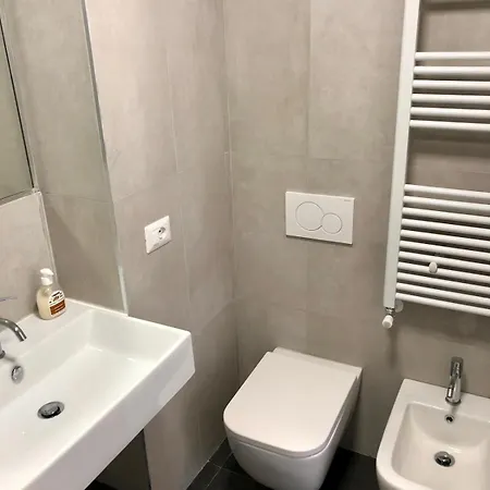Apartment Design E Relax A Due Passi Dalla Fiera - Bilocale Con 2 Bagni Milan