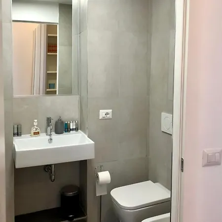 Design E Relax A Due Passi Dalla Fiera - Bilocale Con 2 Bagni