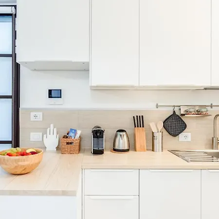 Luminoso Loft - M5 Cagranda - Free Wi -fi * 밀라노