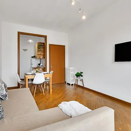 Youhosty - Washington 92 Апартаменты Милан