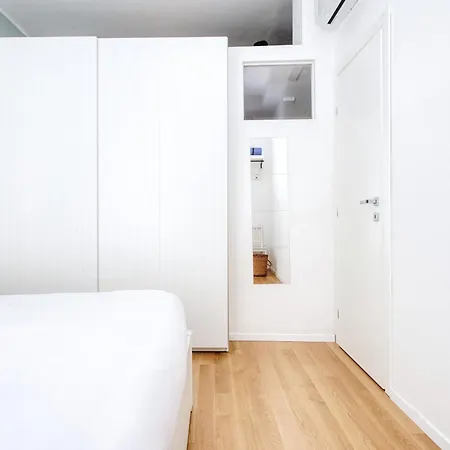 Domusmi Orombelli 16 *