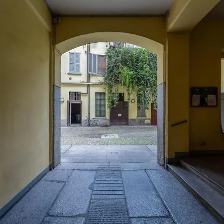 Navigli Cozy Nest - Milan