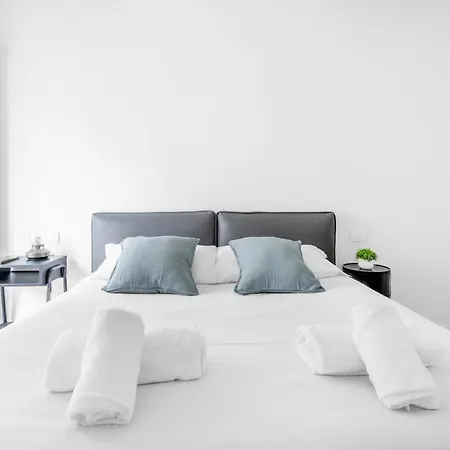 Bilocale Vicino Tram 2, Smart Tv E Internet Veloce Apartment *