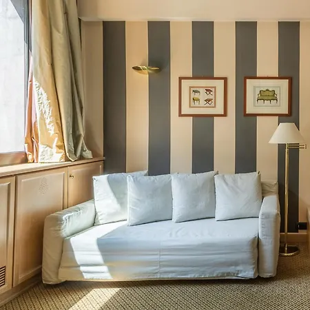 Numa Camperio Milán