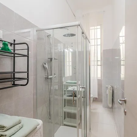 아파트 The House In The Architects' Hub